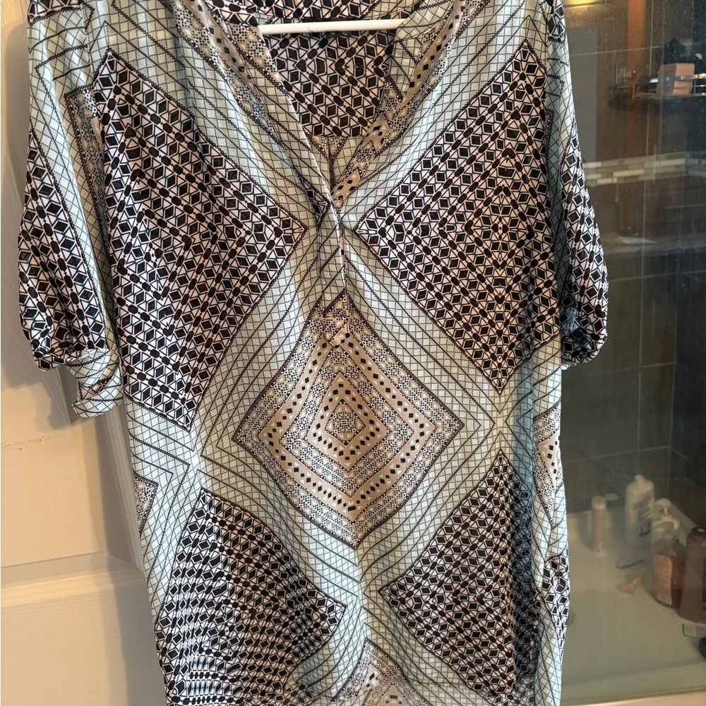 🚨3/$30🌟🎉 3 Dynamite Long Sleeve, short Dress’. - Picture 6 of 9